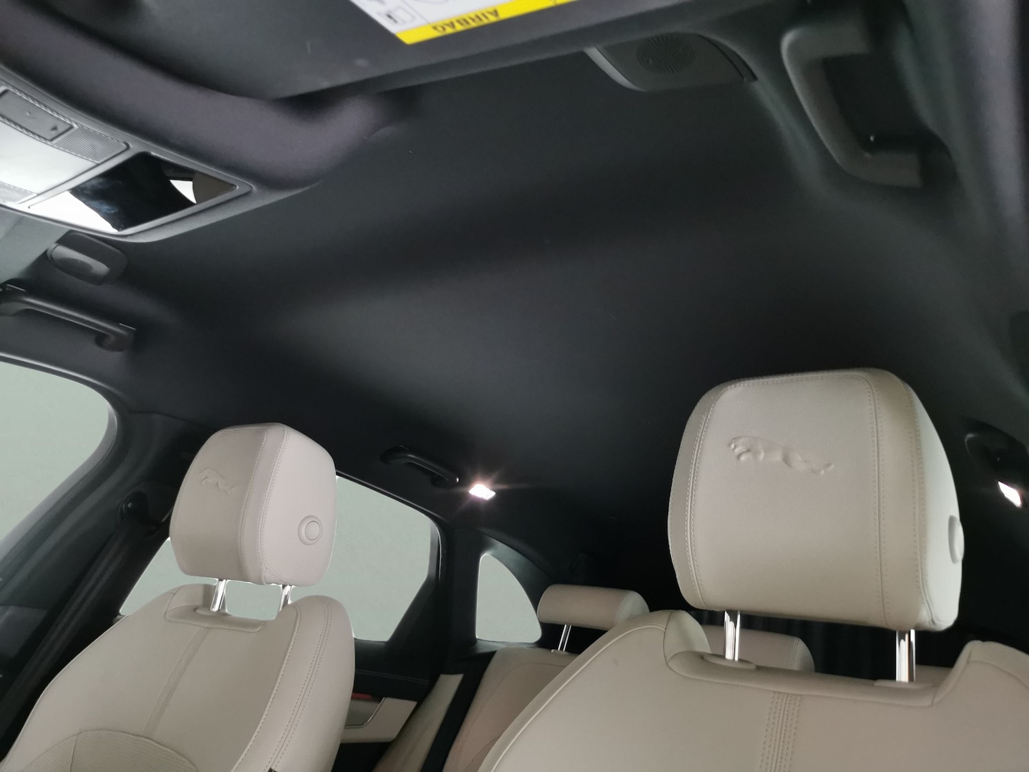 Used Jaguar F-Pace 2024 for sale - 77979302: Photo 5