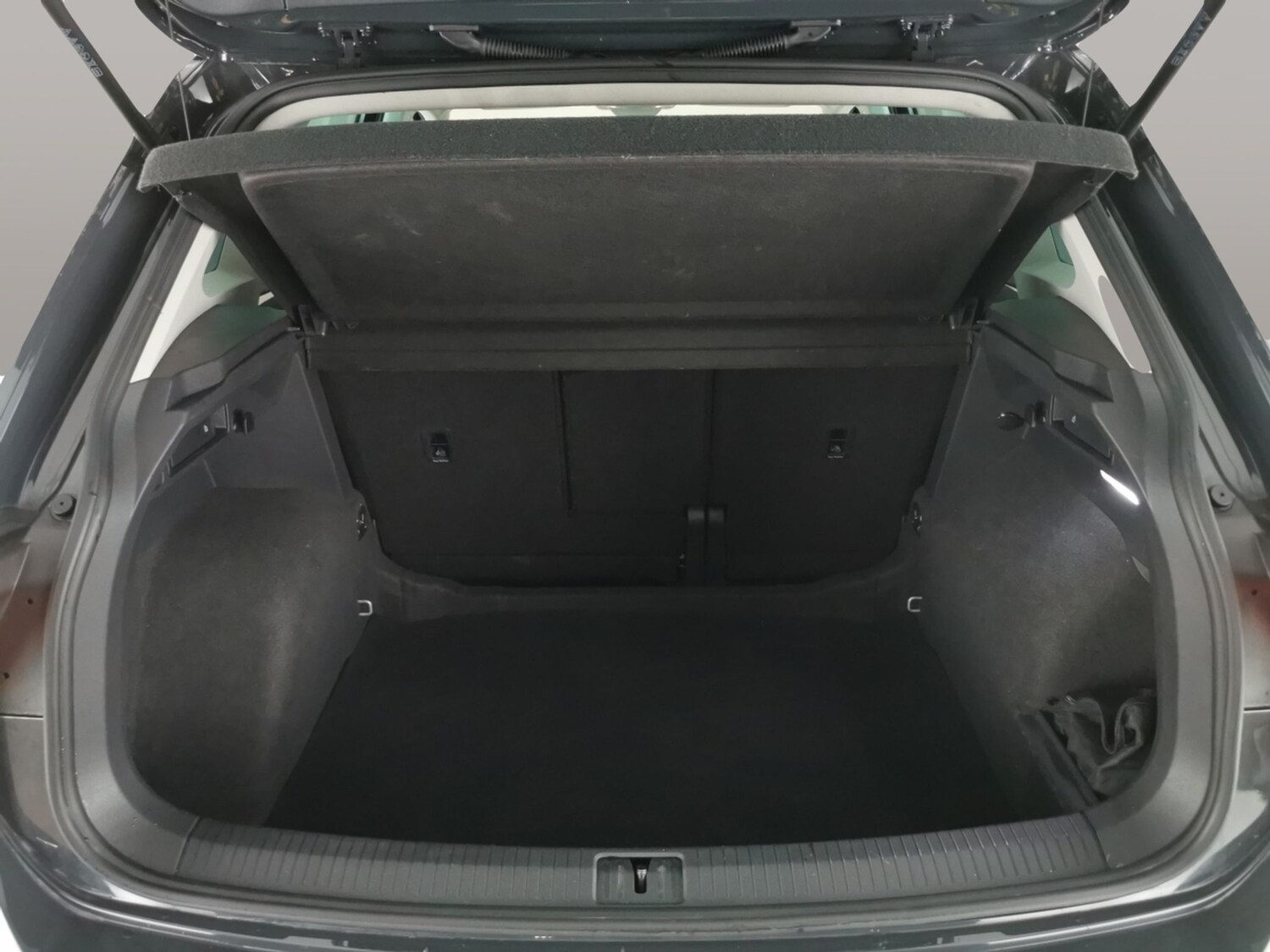 Used Volkswagen Tiguan 2022 for sale - 77988680: Photo 33