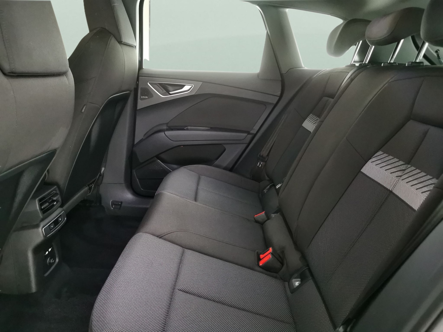 Used Audi Q4 e-tron 2022 for sale - 77110190: Photo 24