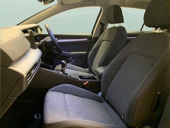Used Volkswagen Golf 2023 for sale - 79238963: Photo
