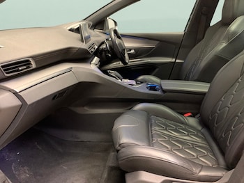 Used Peugeot 5008 2019 for sale - 76403030: Photo