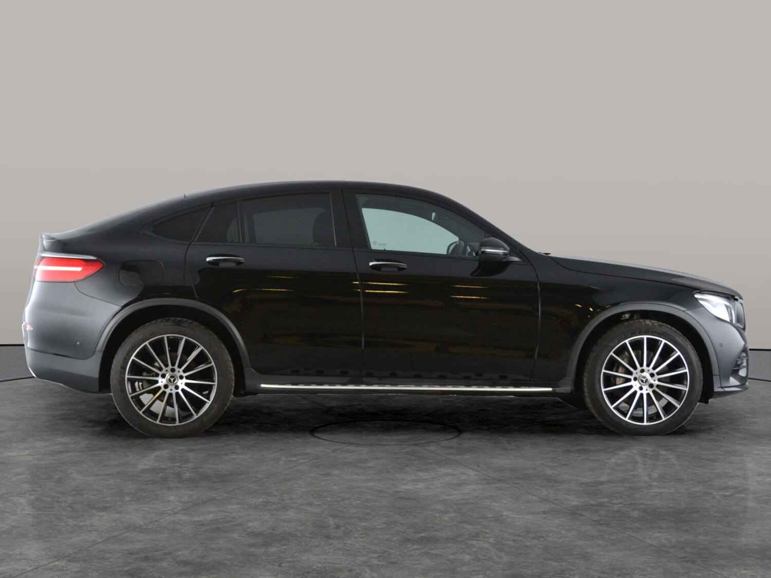 Used Mercedes-Benz GLC 2018 for sale - 77760373: Photo 13