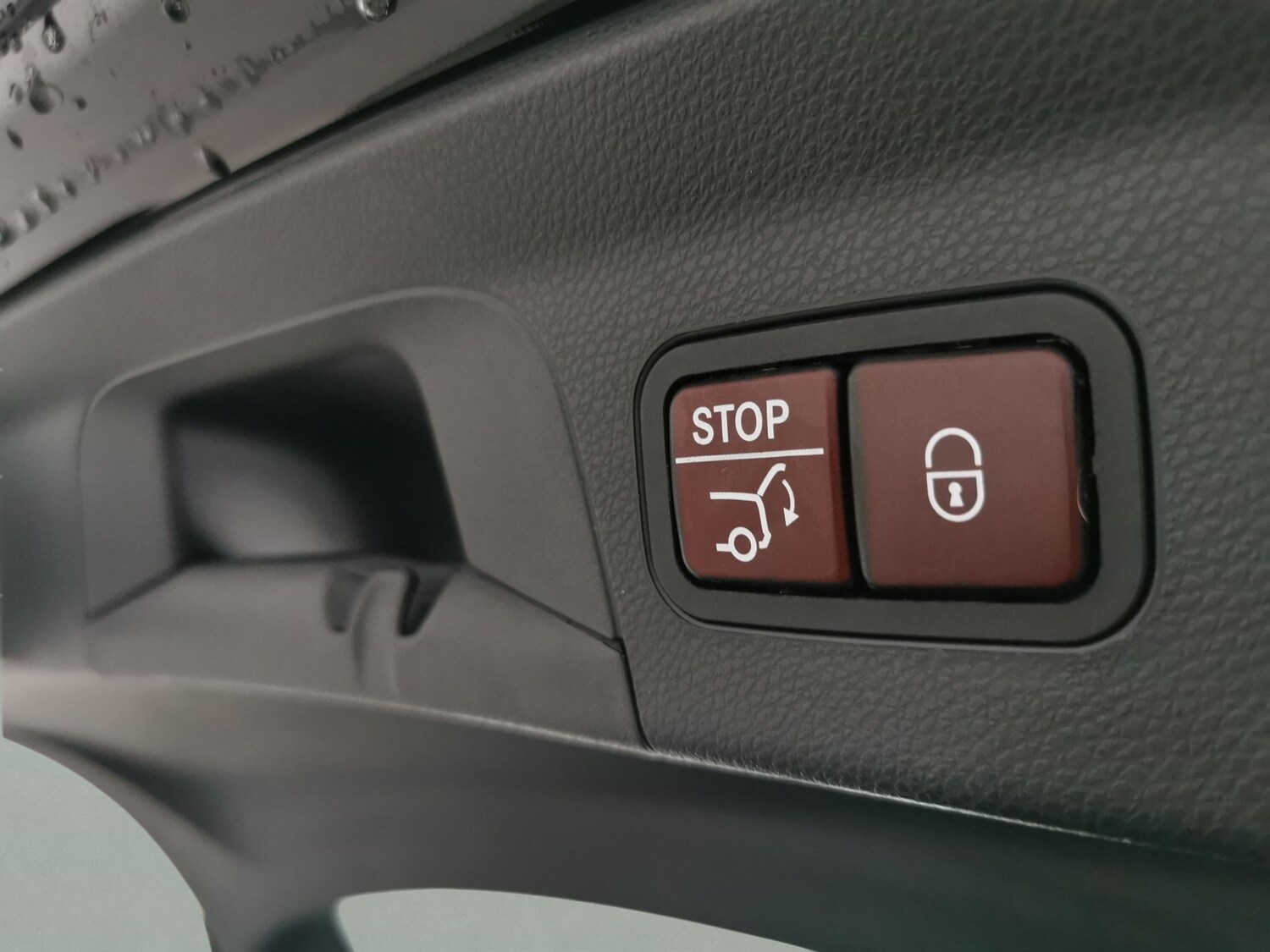 Used Mercedes-Benz GLC 2018 for sale - 77760373: Photo 16