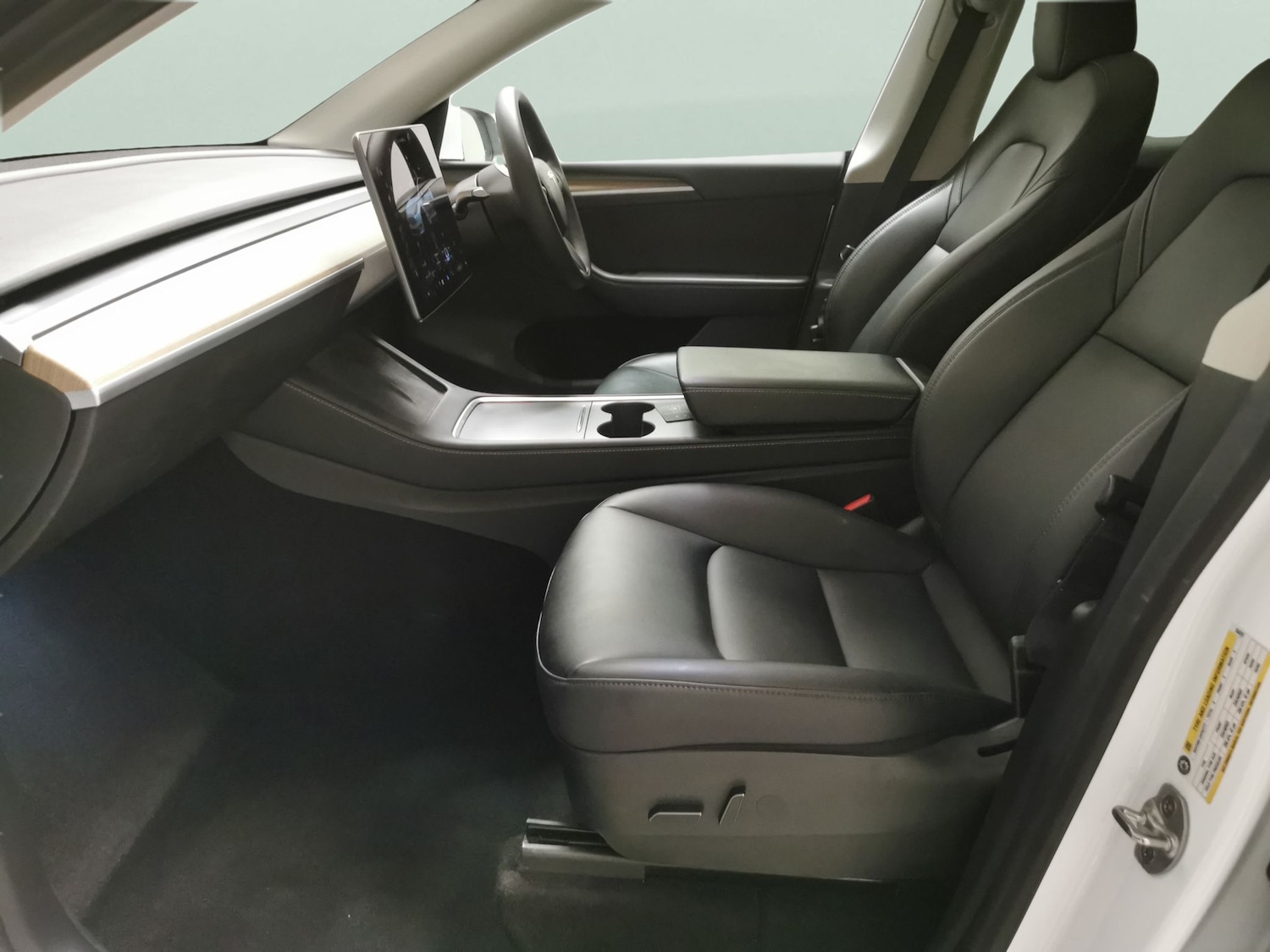 Used Tesla Model Y 2022 for sale - 77167467: Photo 4