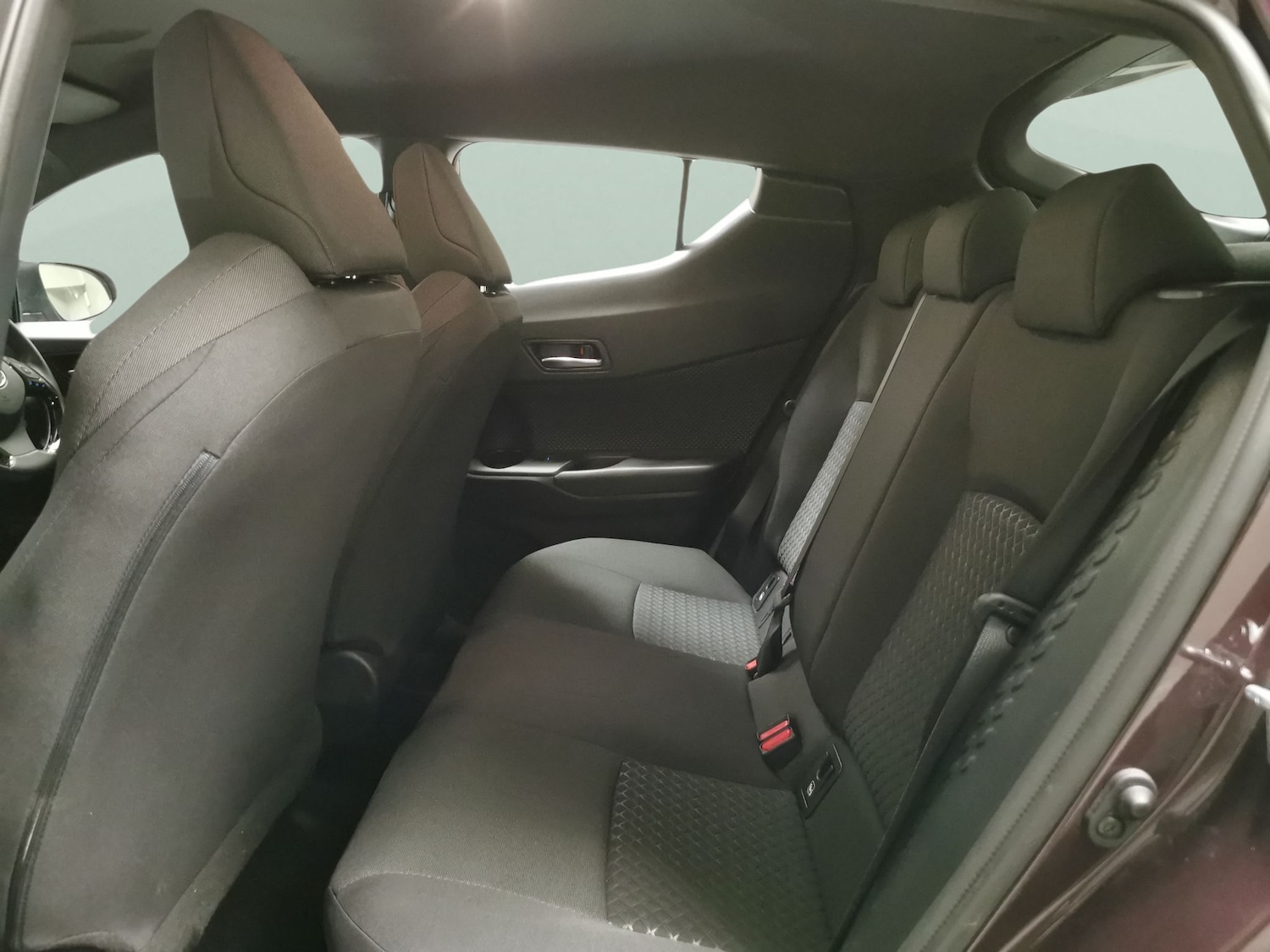 Used Toyota C-HR 2023 for sale - 76552844: Photo 26