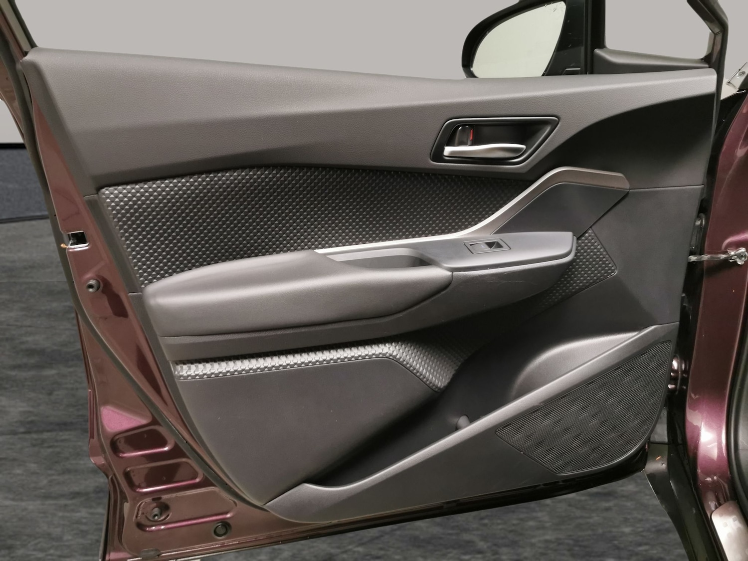 Used Toyota C-HR 2023 for sale - 76552844: Photo 27