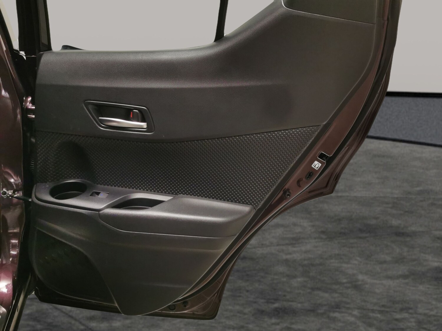 Used Toyota C-HR 2023 for sale - 76552844: Photo 29