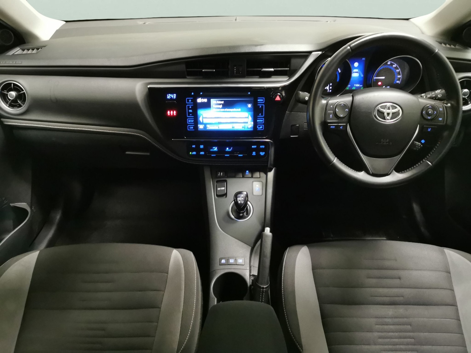 Used Toyota Auris 2018 for sale - 76529054: Photo 8