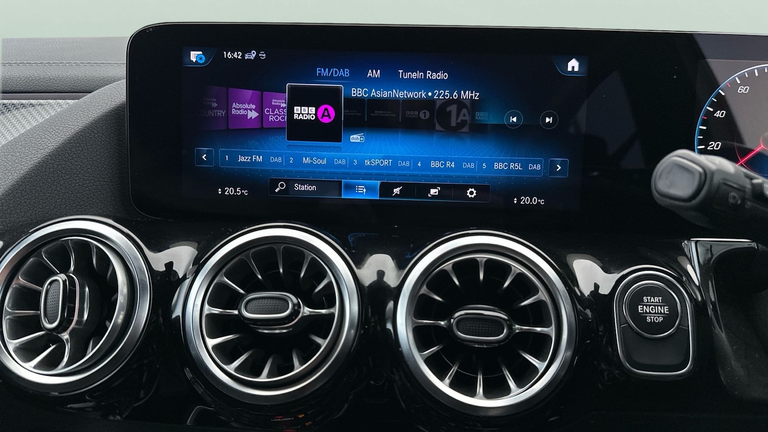 Used Mercedes-Benz GLA 2022 for sale - 76875423: Photo 15