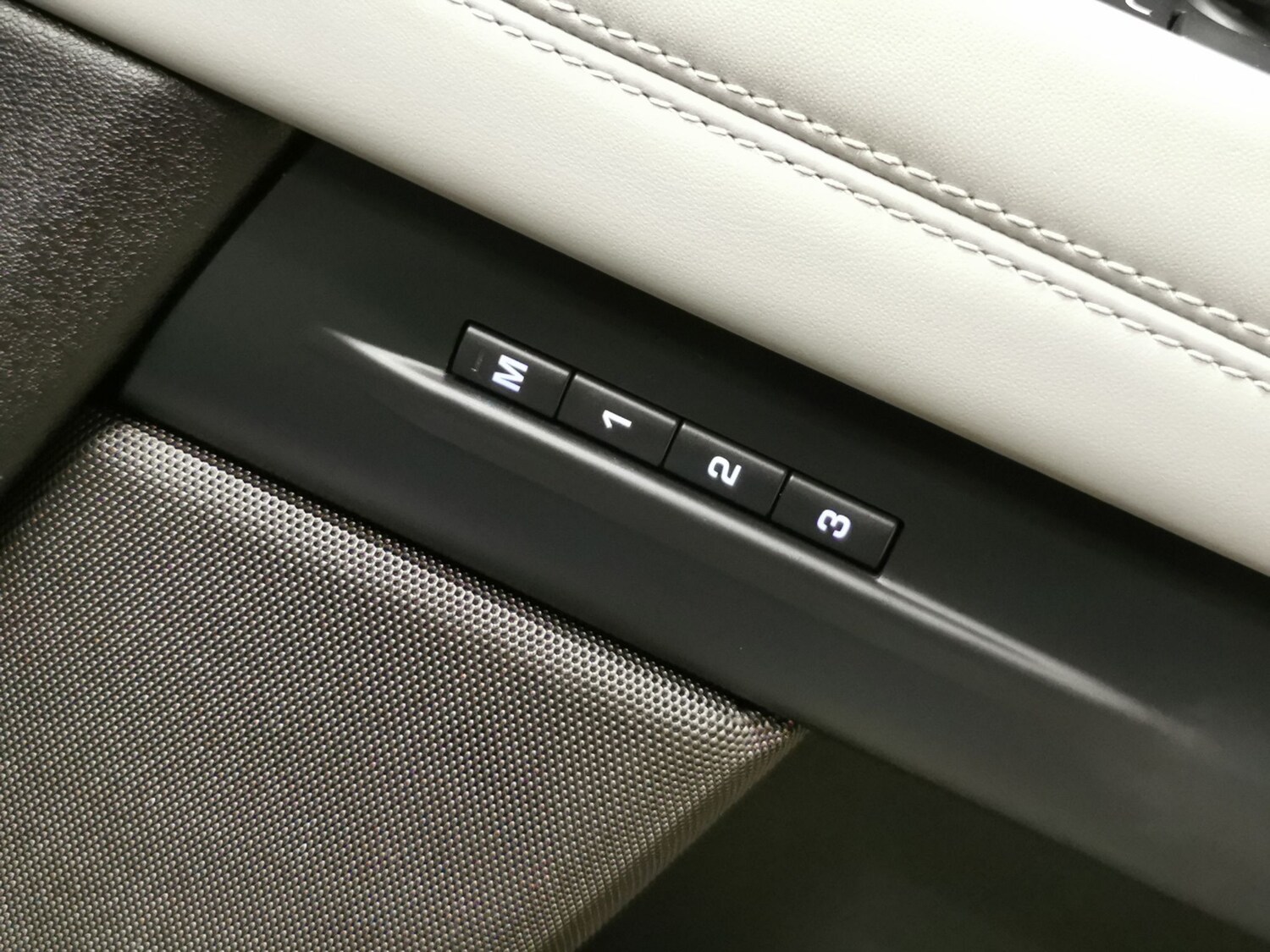 Used Land Rover Range Rover Evoque 2022 for sale - 78042490: Photo 16