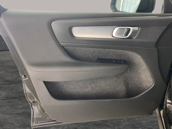 Used Volvo XC40 2022 for sale - 76182398: Photo 34