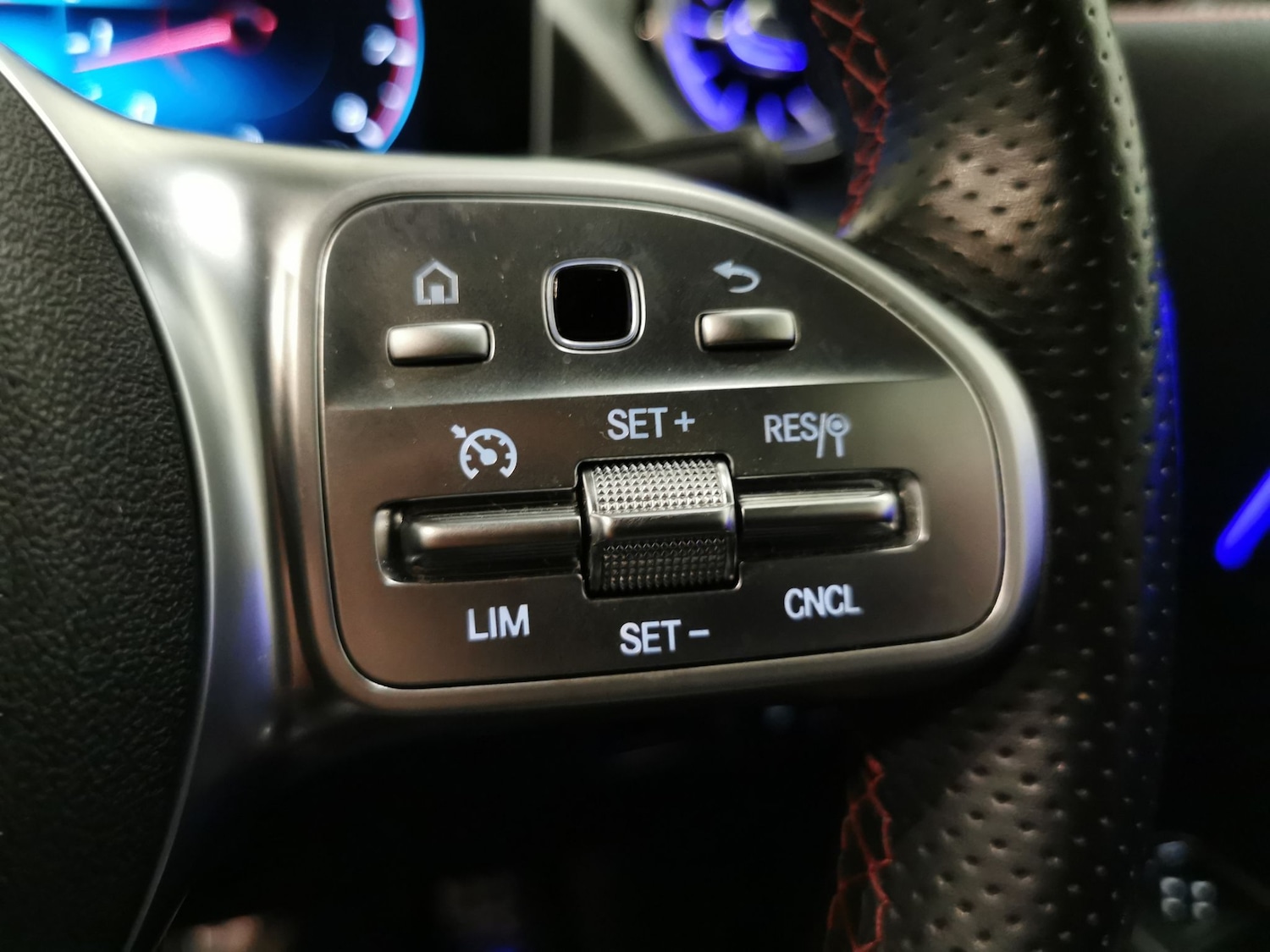 Used Mercedes-Benz GLA 2020 for sale - 78197861: Photo 21