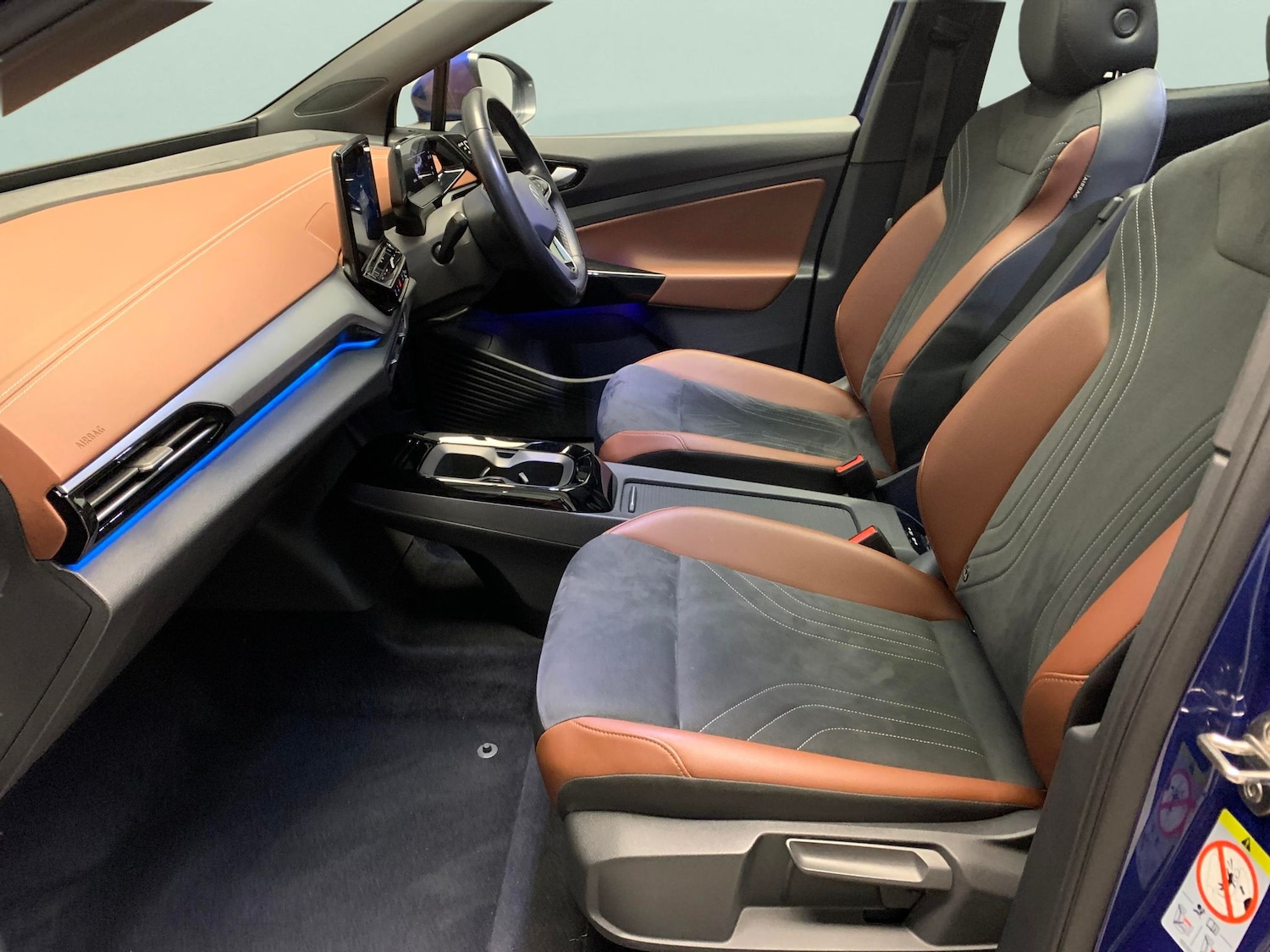 Used Volkswagen ID.4 2022 for sale - 77972181: Photo 4