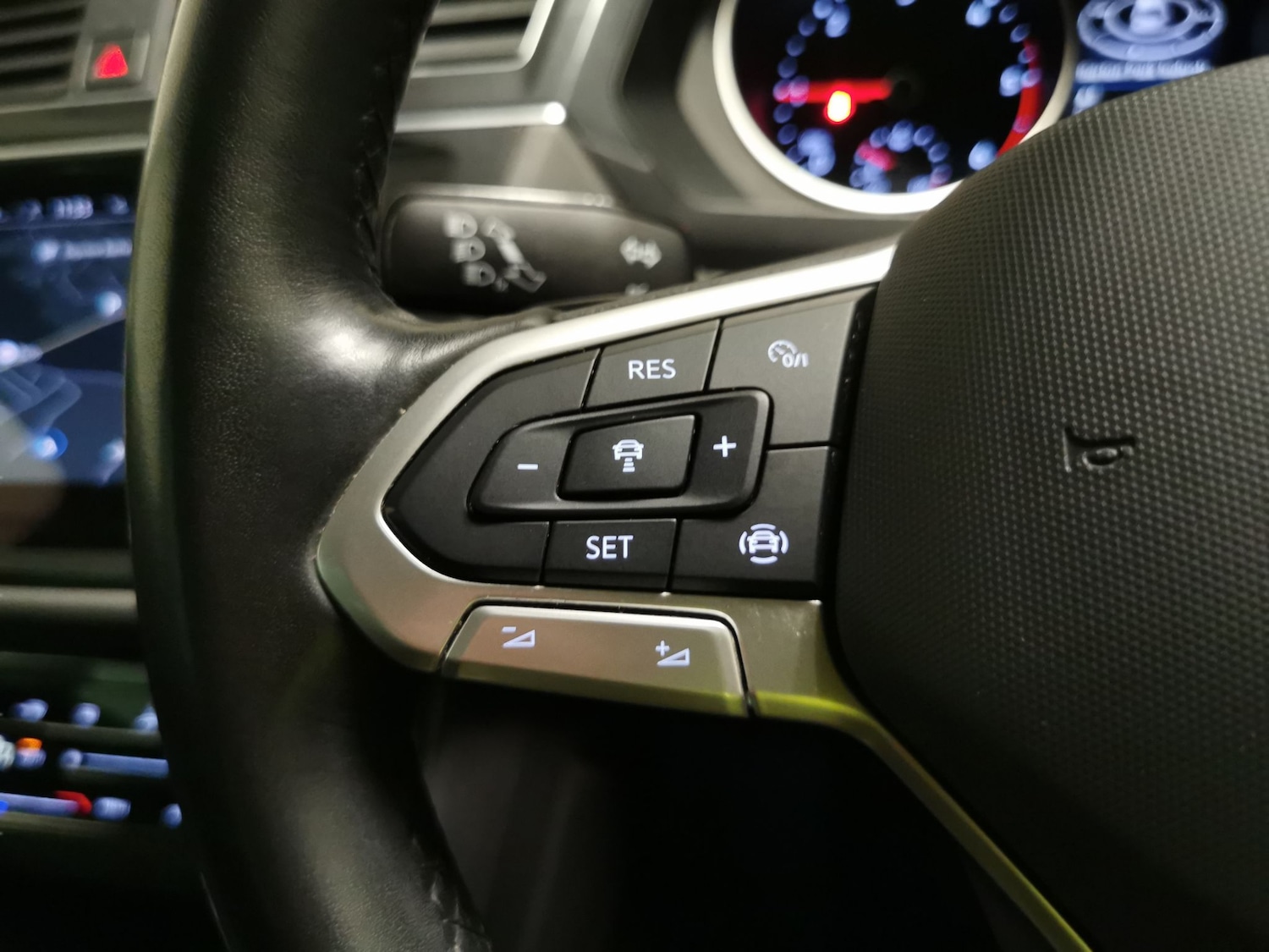 Used Volkswagen Tiguan for sale - 77432389: Photo 19