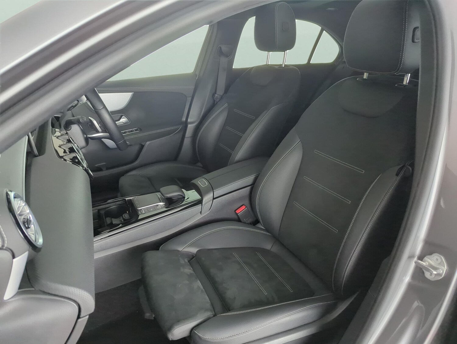 Used Mercedes-Benz A-Class 2022 for sale - 77829860: Photo 7