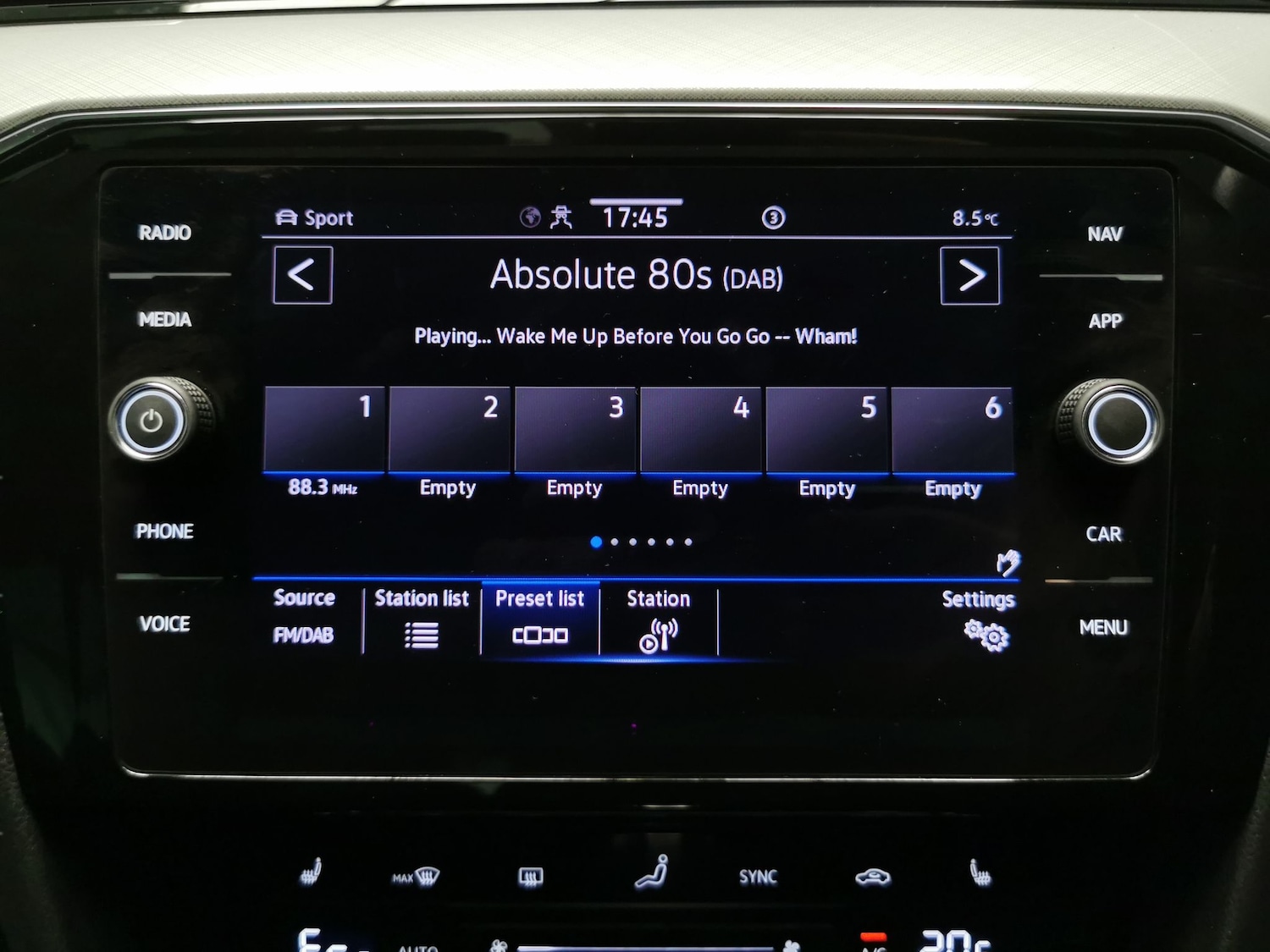 Used Volkswagen Passat 2022 for sale - 76738463: Photo 6