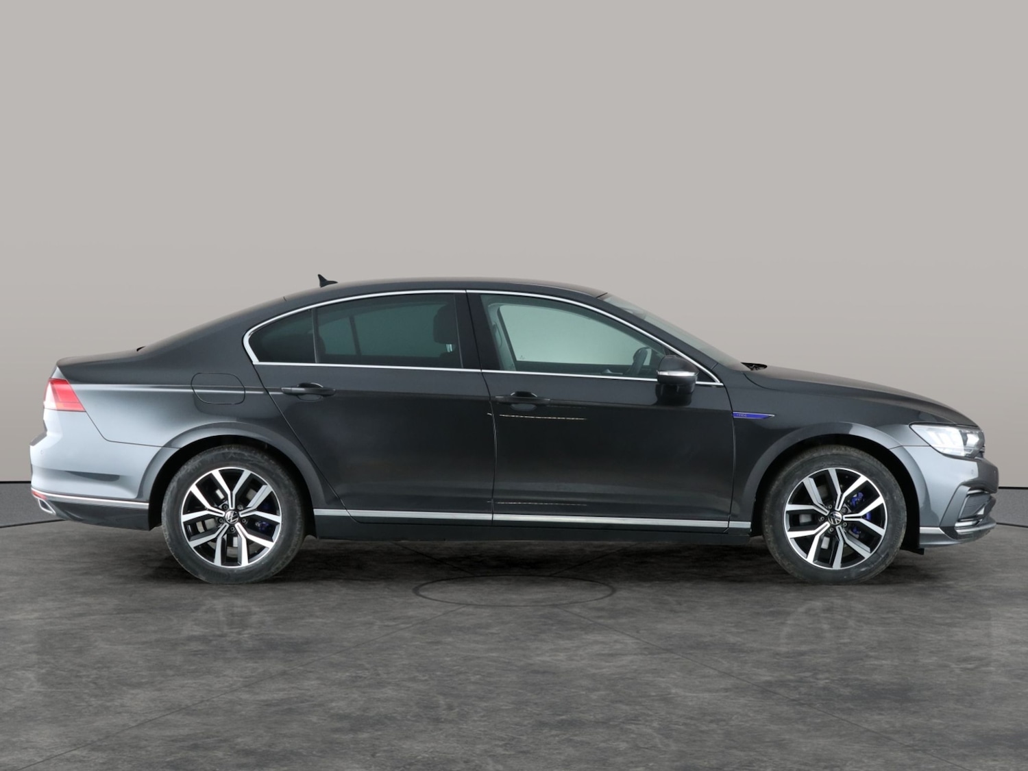 Used Volkswagen Passat 2022 for sale - 76738463: Photo 9