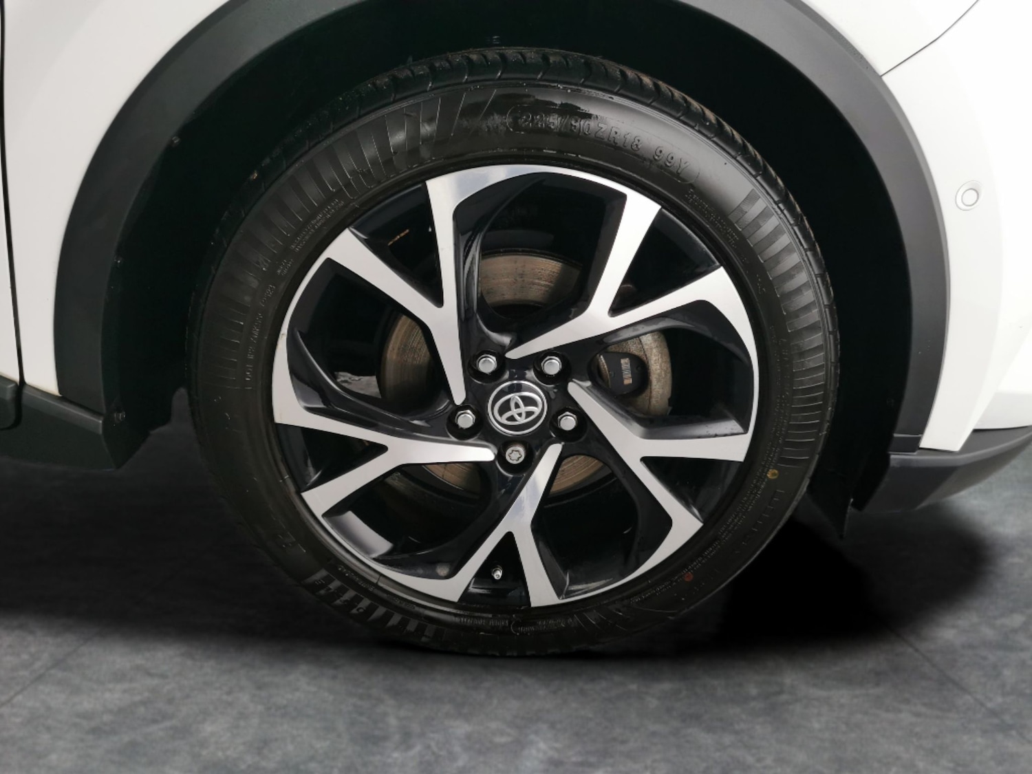 Used Toyota C-HR 2020 for sale - 77650920: Photo 23