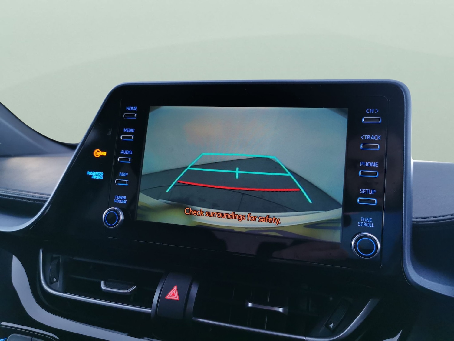 Used Toyota C-HR 2020 for sale - 77650920: Photo 5