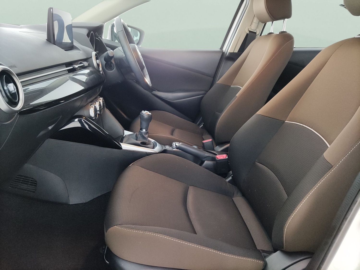 Used Mazda Mazda2 2022 for sale - 77988691: Photo 4