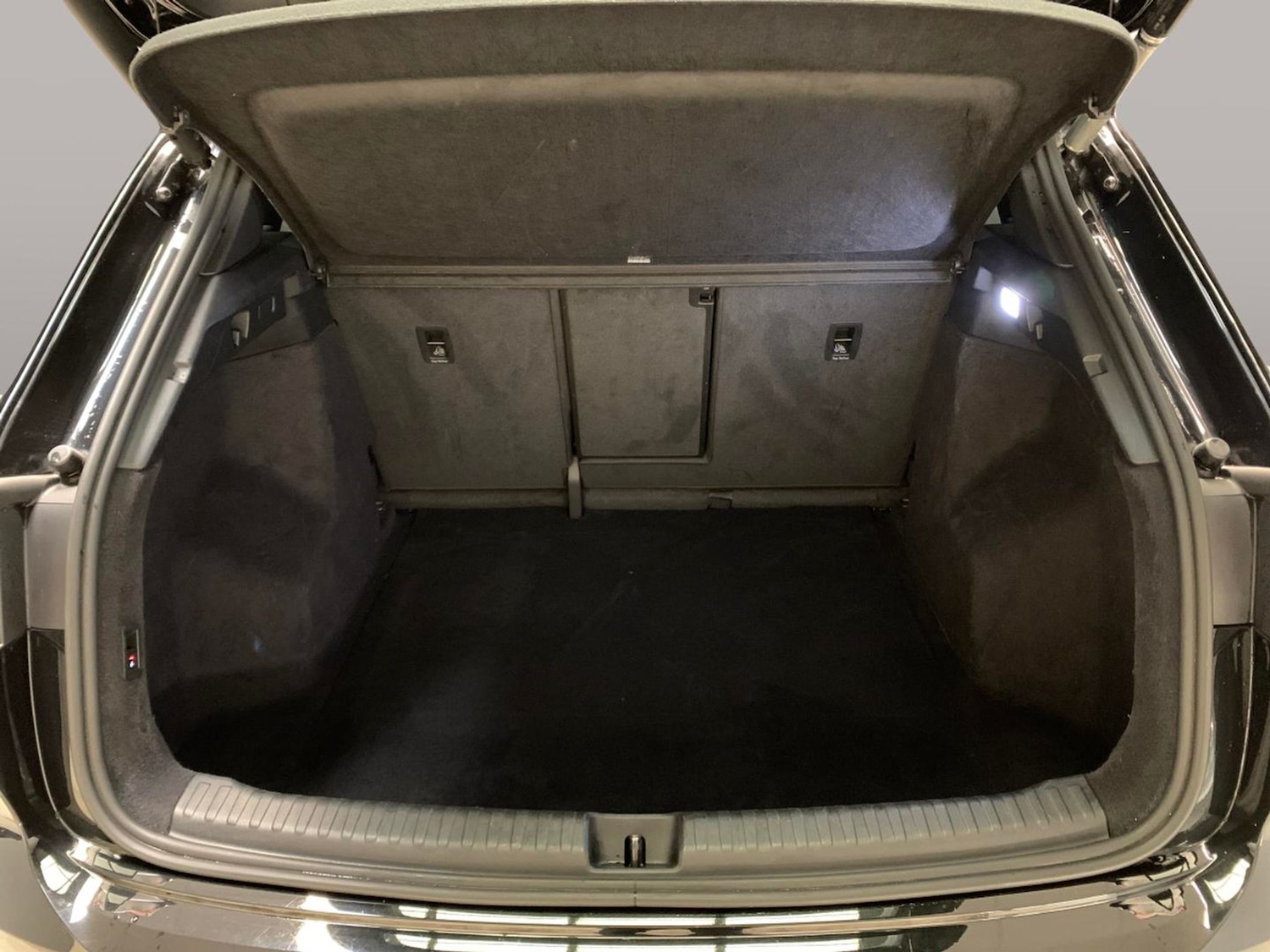 Used Audi Q4 e-tron 2021 for sale - 76751580: Photo 34