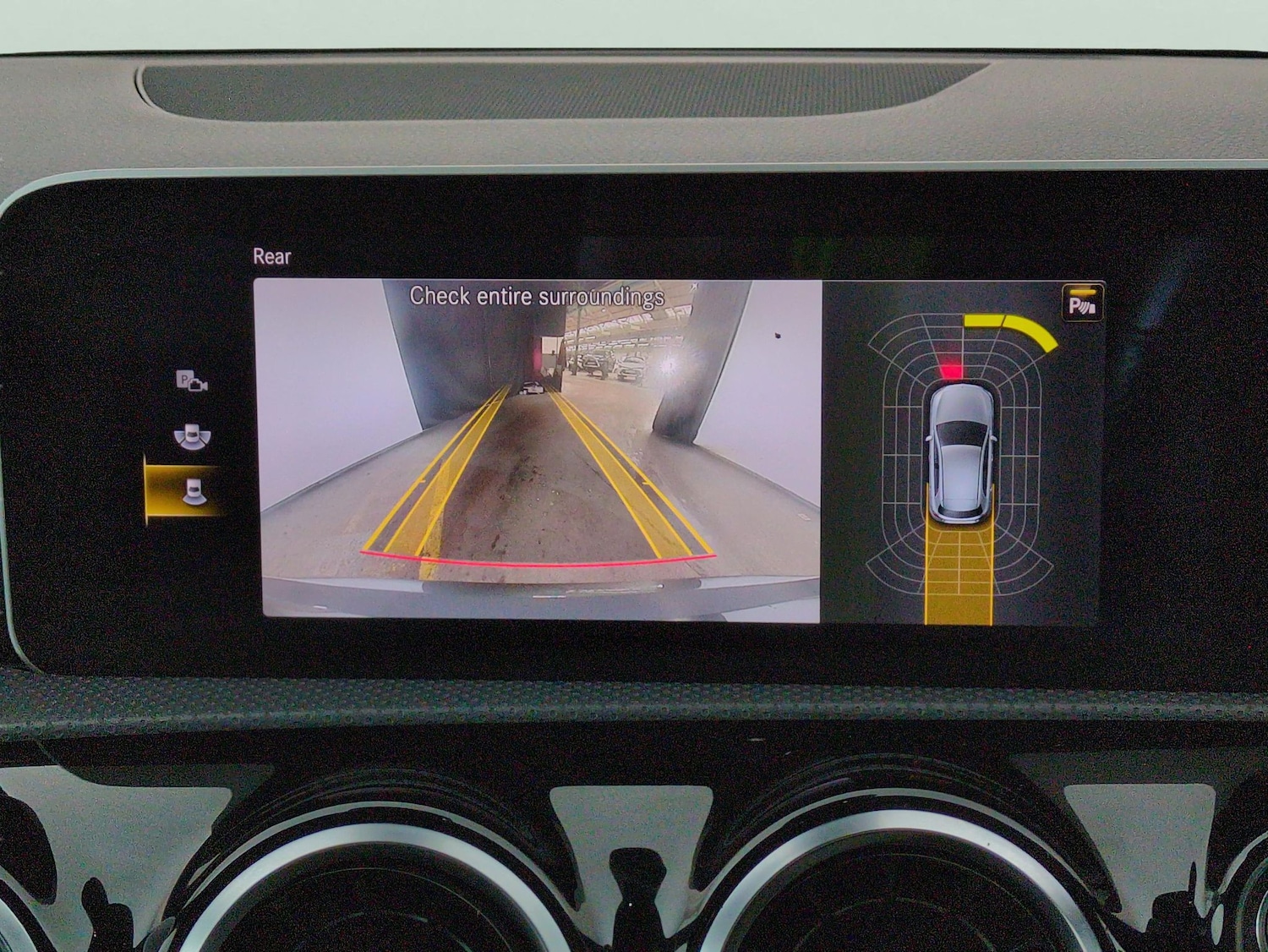 Used Mercedes-Benz A-Class 2020 for sale - 77530035: Photo 5