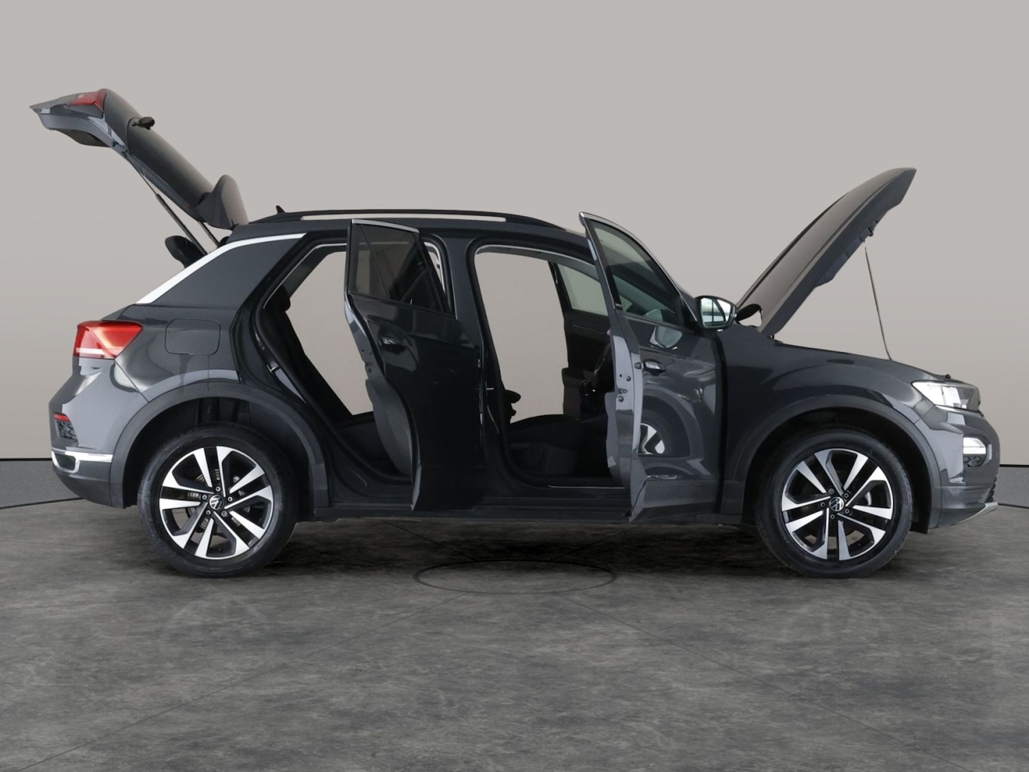 Used Volkswagen T-Roc 2021 for sale - 76750370: Photo 19