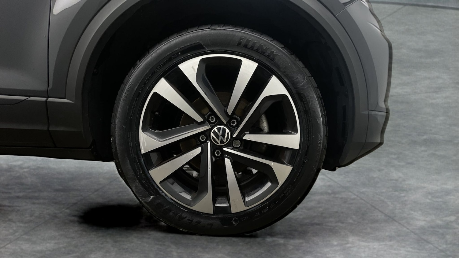 Used Volkswagen T-Roc 2021 for sale - 76750370: Photo 26