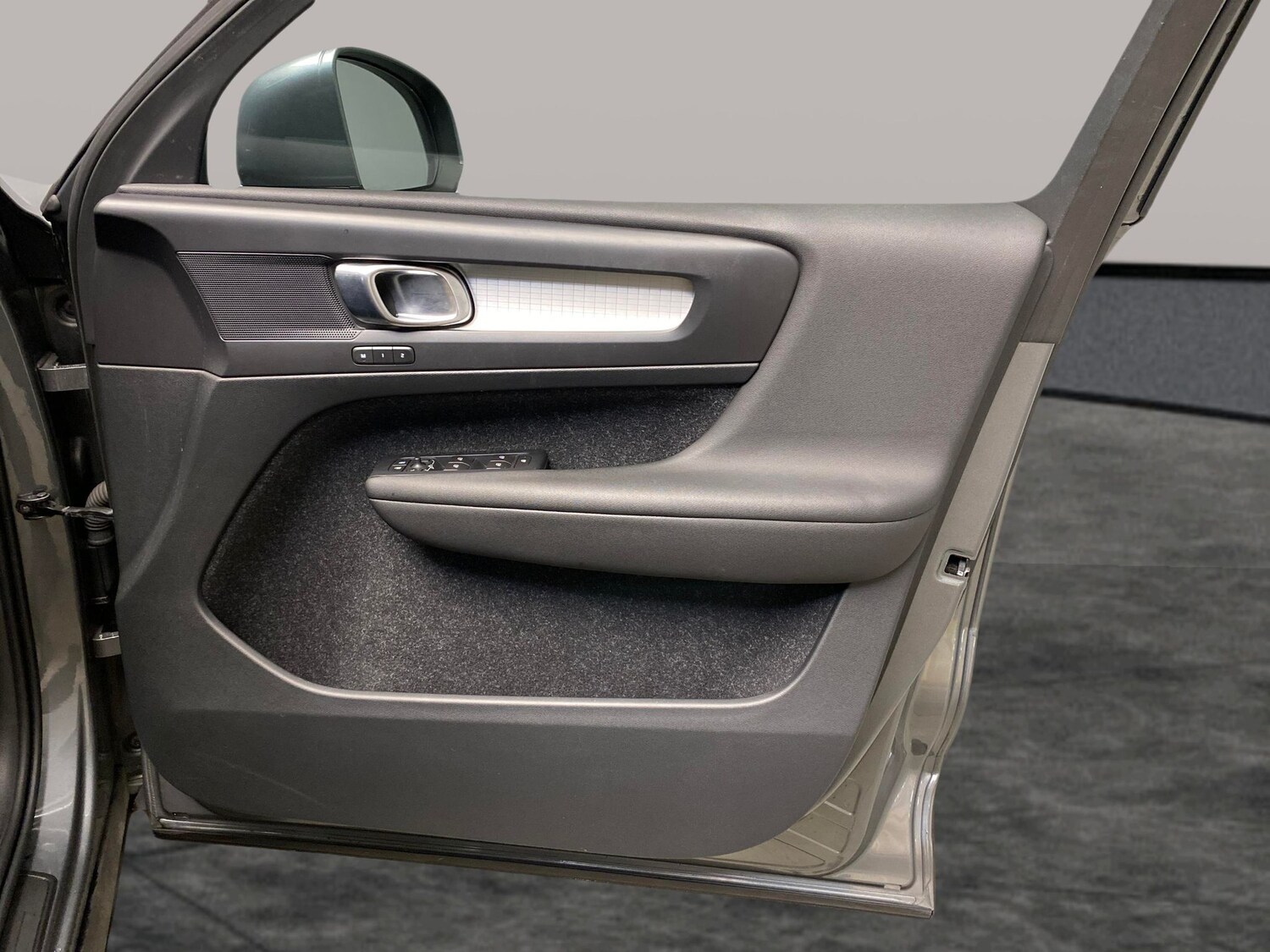 Used Volvo XC40 2019 for sale - 78207334: Photo 27