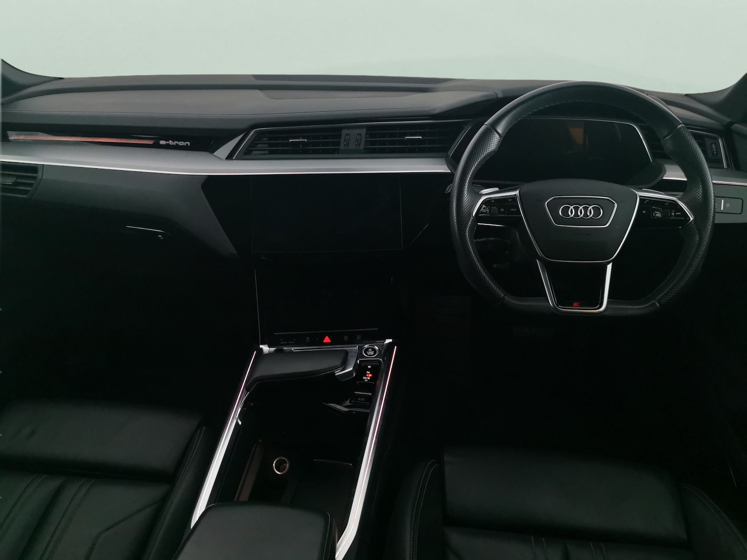 Used Audi e-tron 2022 for sale - 77232687: Photo 4