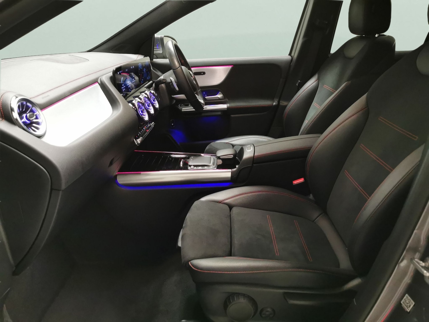 Used Mercedes-Benz EQA 2021 for sale - 76853697: Photo 4