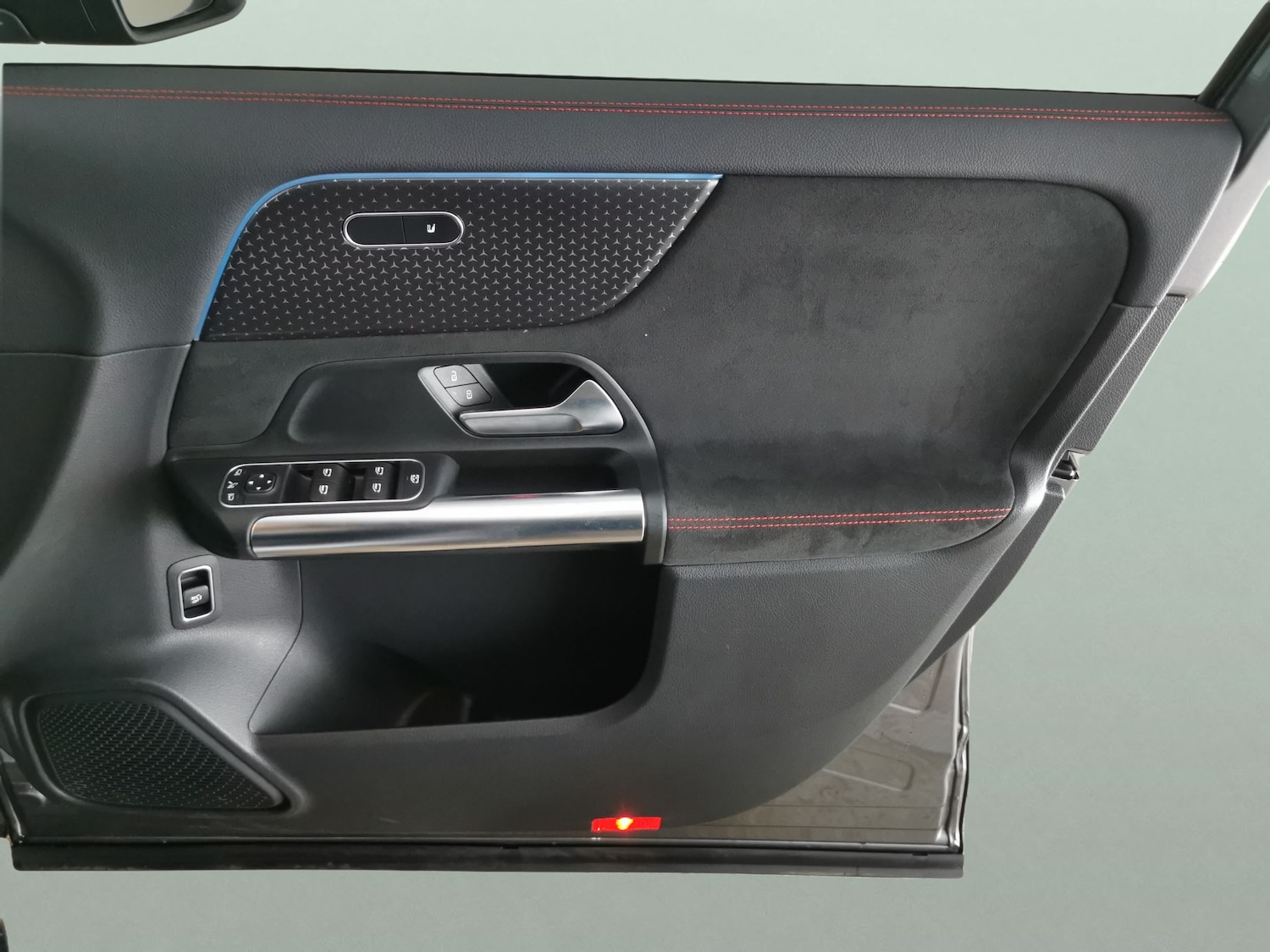 Used Mercedes-Benz EQA 2025 for sale - 77795421: Photo 32