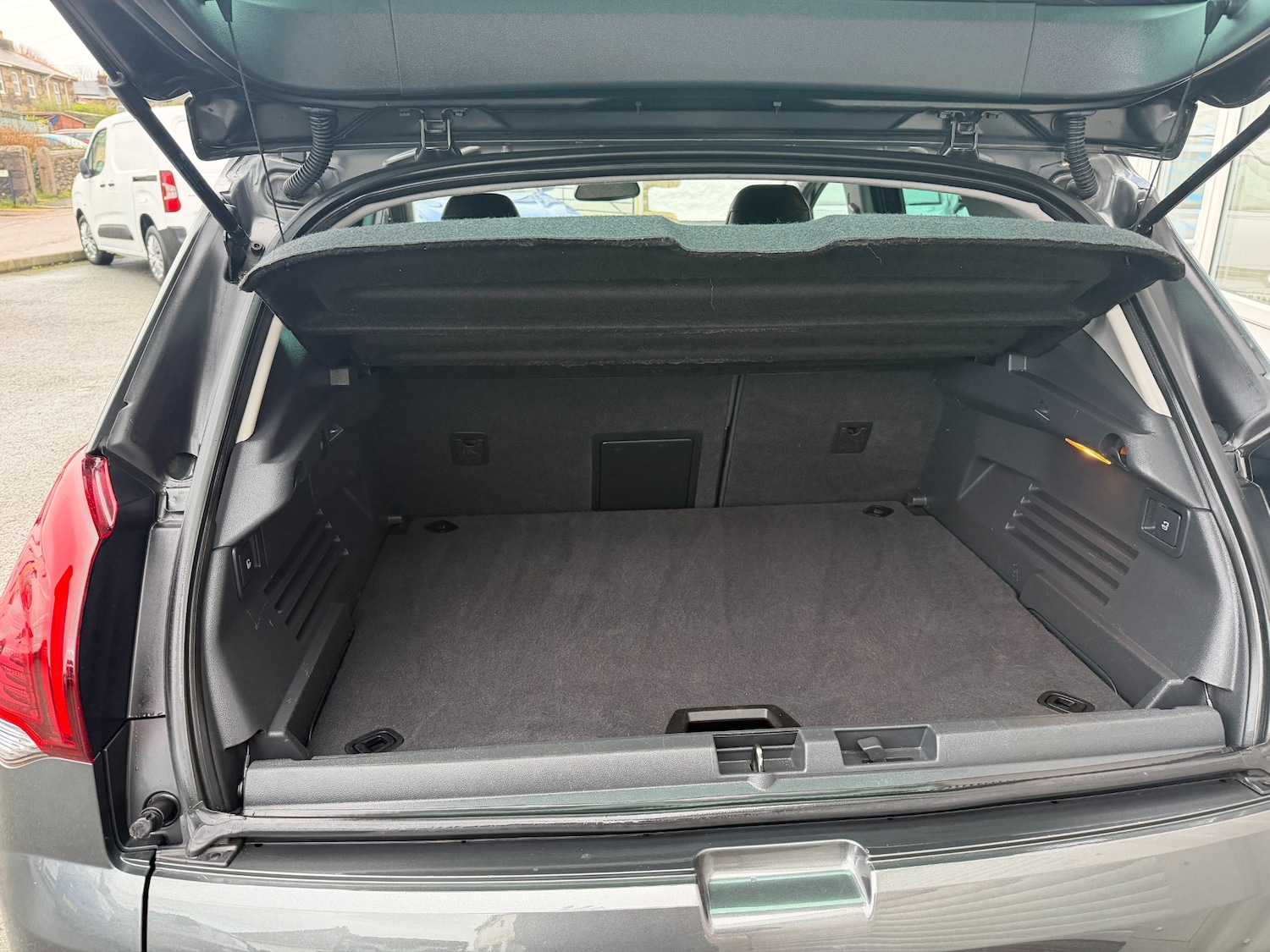 Used Peugeot 3008 2015 for sale - 77195522: Photo 9