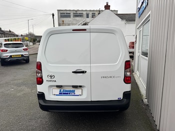 Used Toyota ProAce 2022 for sale - 76249400: Photo