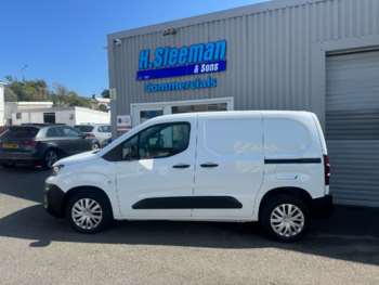 Used Peugeot Partner 2020 for sale - 74152379: Photo