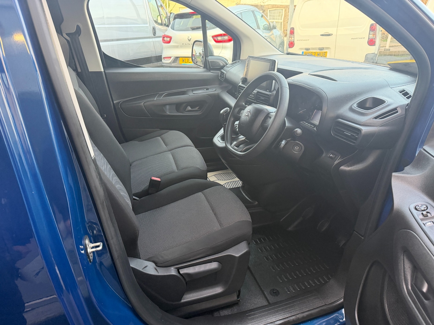 Used Citroen Berlingo 2020 for sale - 76696631: Photo 7