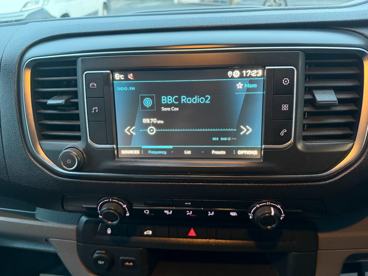 Used Peugeot Expert 2020 for sale - 76316499: Photo 15