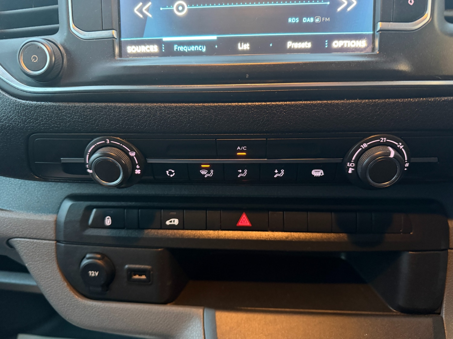 Used Peugeot Expert 2020 for sale - 76316499: Photo 16