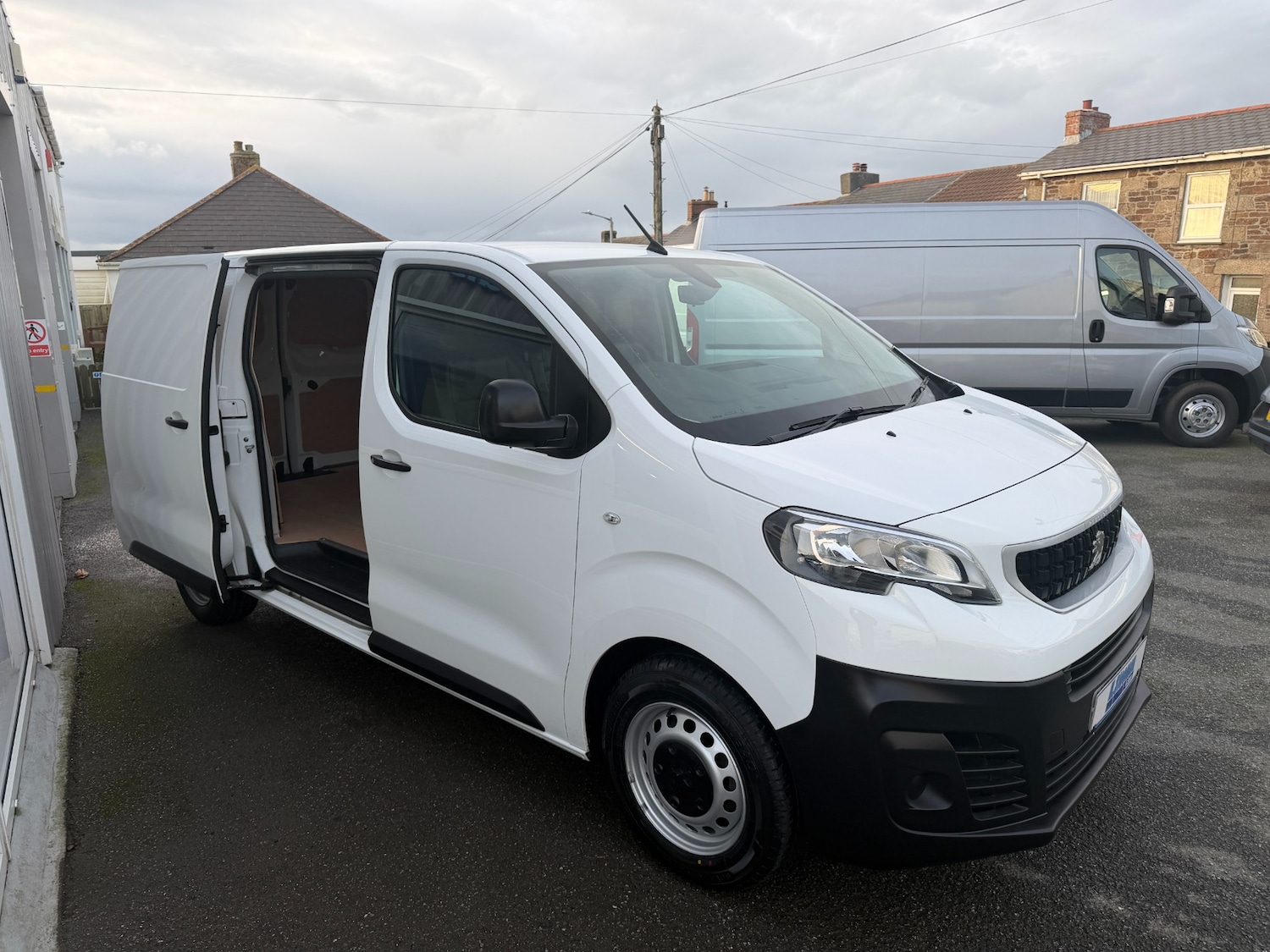 Used Peugeot Expert 2020 for sale - 76316499: Photo 6