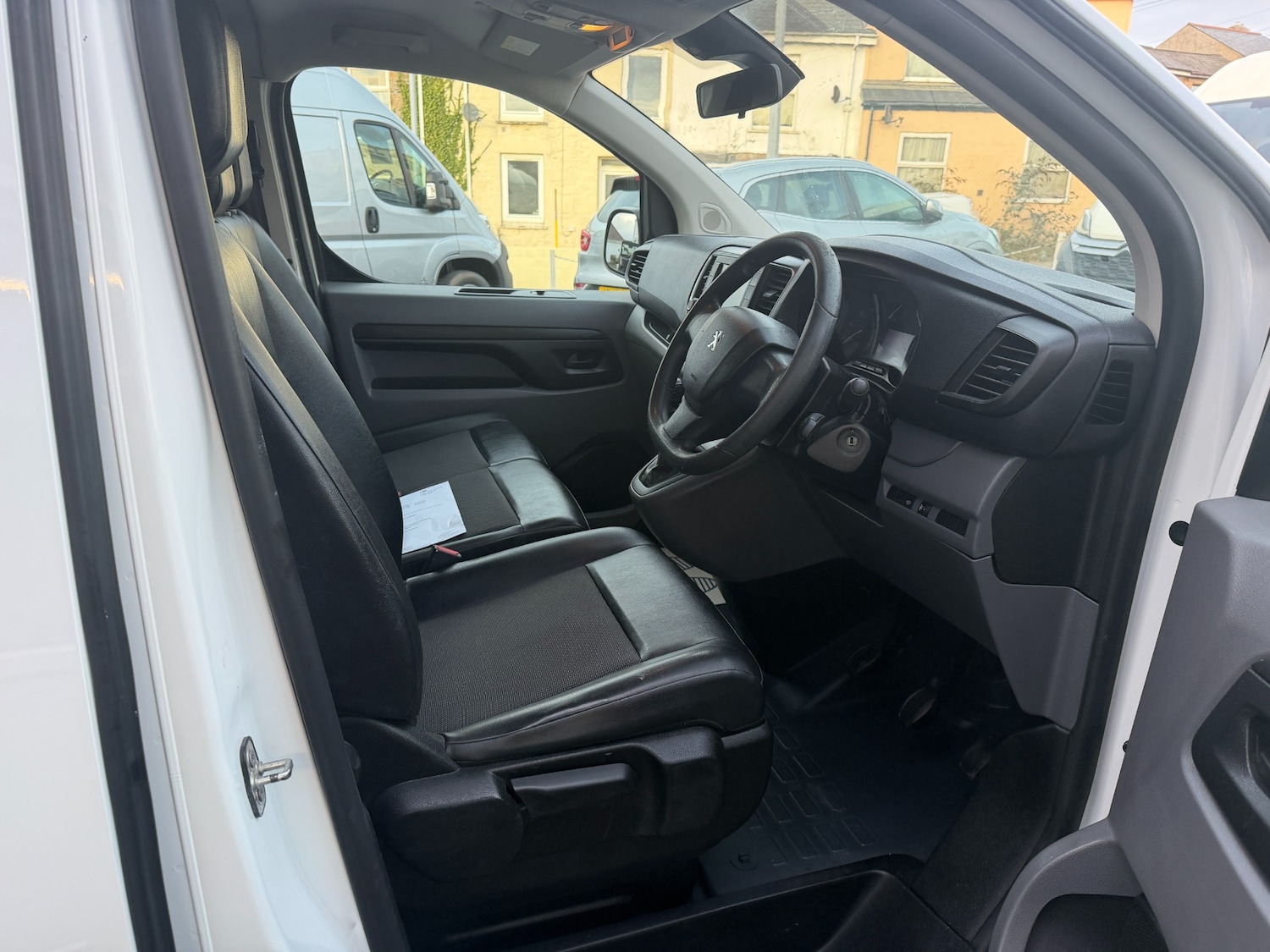 Used Peugeot Expert 2020 for sale - 76316499: Photo 8