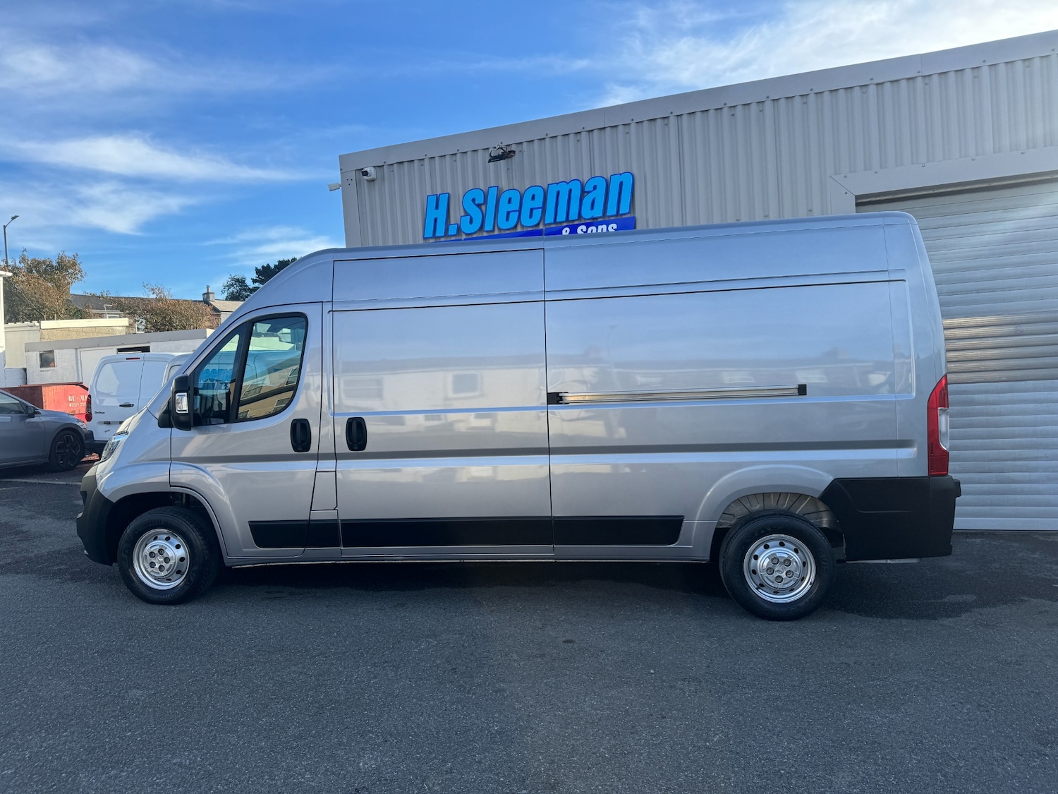 Used Vauxhall Movano 2022 for sale - 76097656: Photo 2