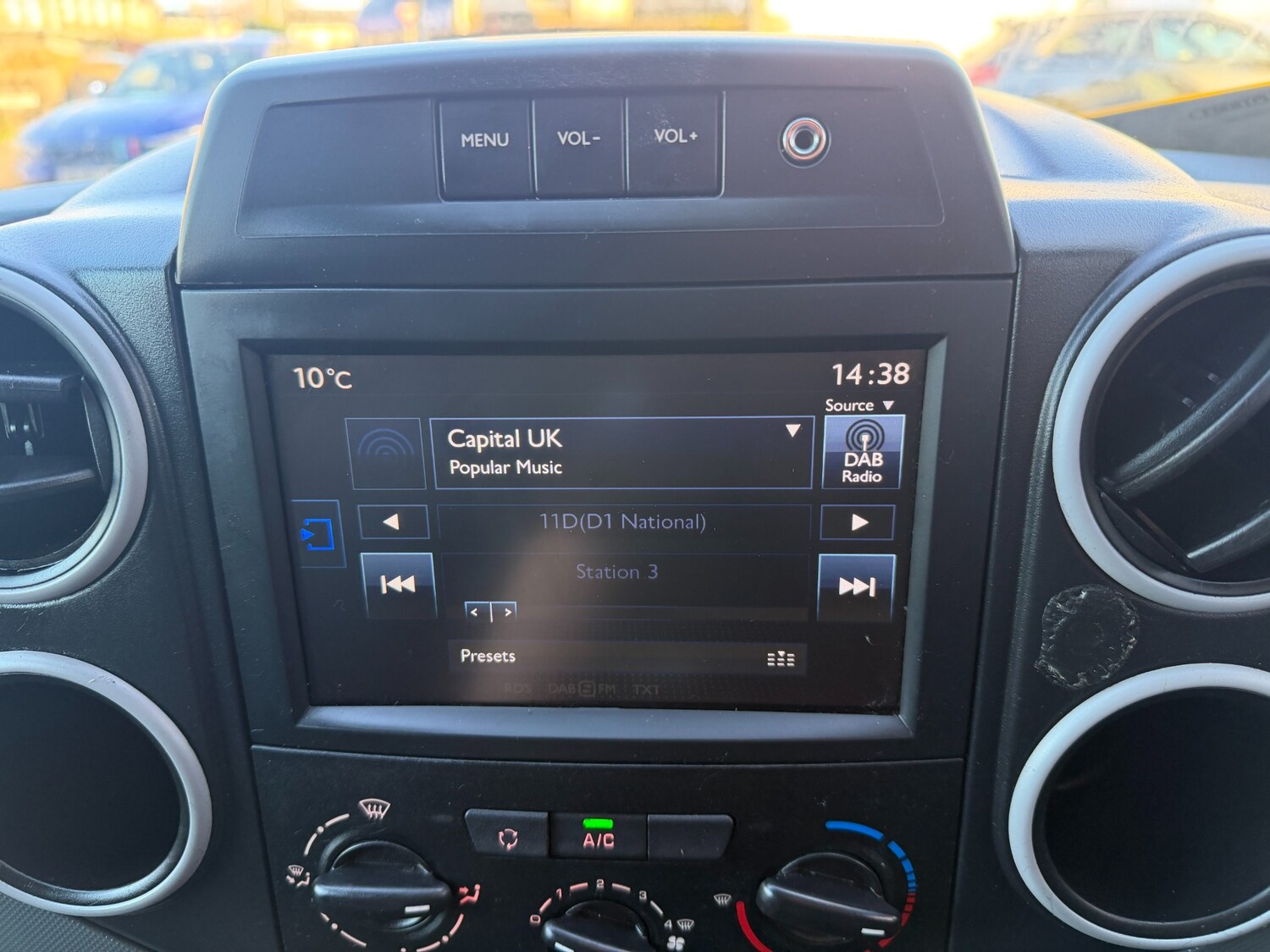 Used Peugeot Partner 2017 for sale - 76705644: Photo 15