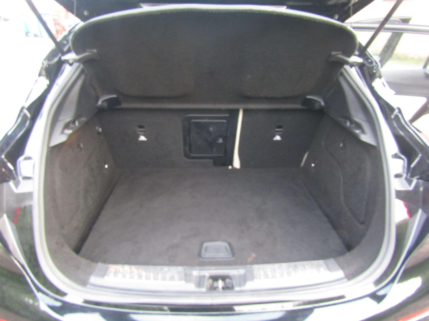 Used Infiniti Q30 2016 for sale - 77230056: Photo 14