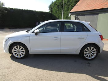 Used Audi A1 2014 for sale - 79669359: Photo