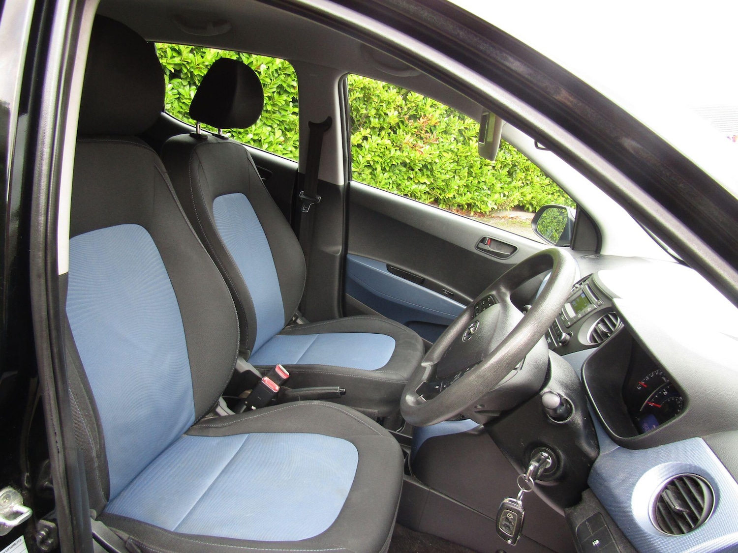 Used Hyundai i10 for sale - 76996451: Photo 10