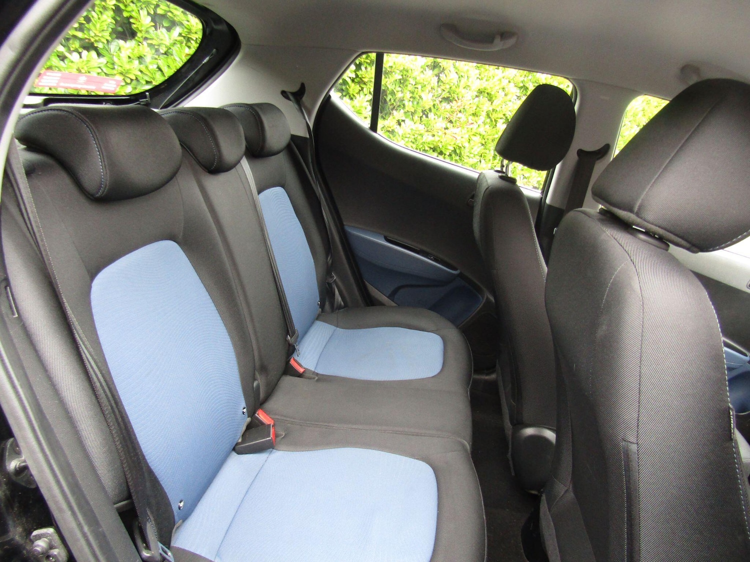 Used Hyundai i10 for sale - 76996451: Photo 11