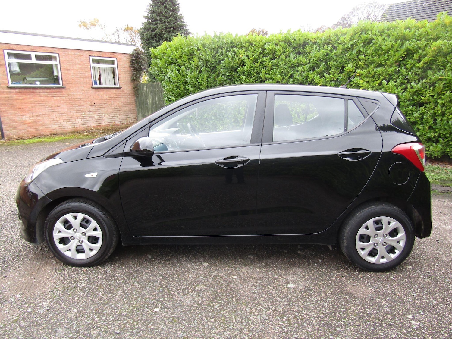 Used Hyundai i10 for sale - 76996451: Photo 4