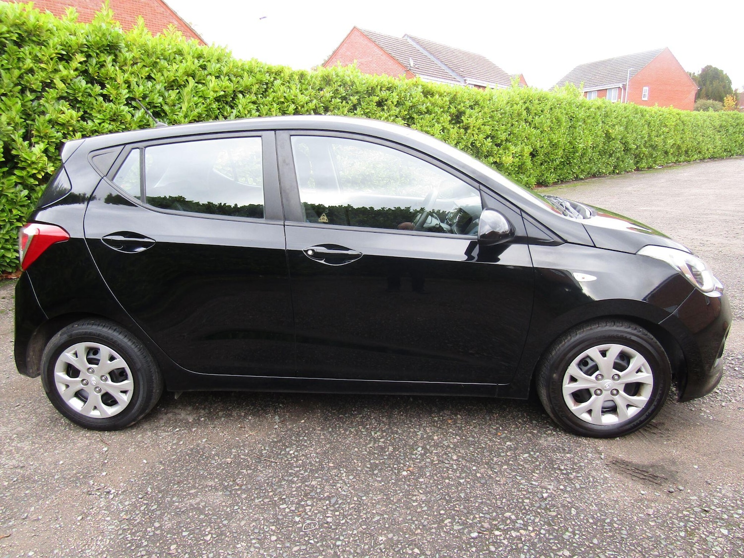 Used Hyundai i10 for sale - 76996451: Photo 8