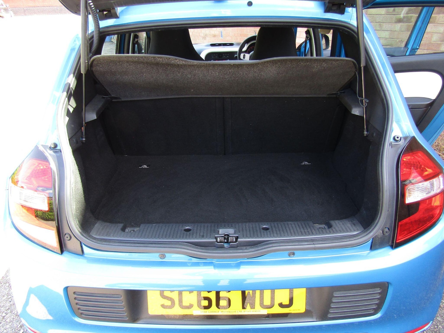 Used Renault Twingo 2016 for sale - 76988647: Photo 12