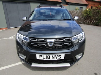 Used Dacia Sandero Stepway 2018 for sale - 78601390: Photo